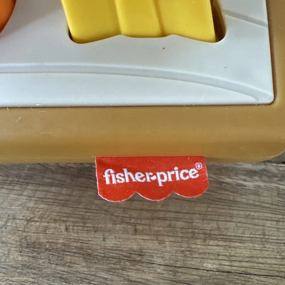 Fisher-Price Hide & Peek Pop-Up Animal Toy Sensory Activity EUC Ages 9+ Months
